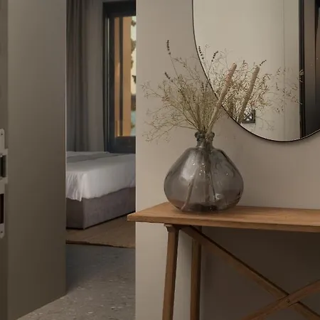 La Vista Apartment